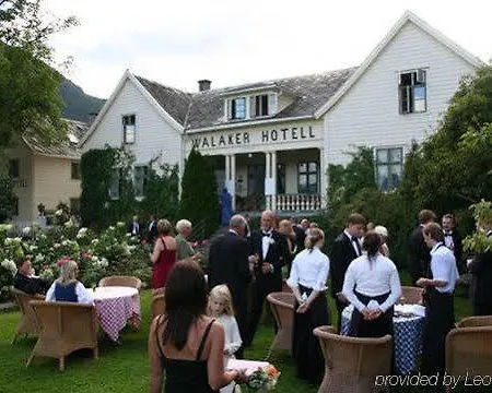 Walaker Hotell 3*