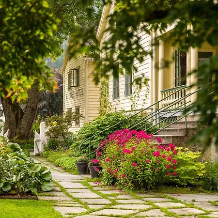 바야세르 호텔 3*