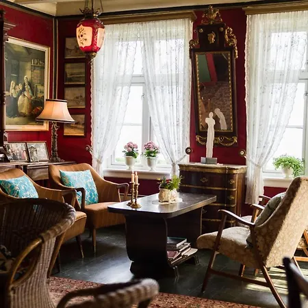 Walaker Szálloda 3*