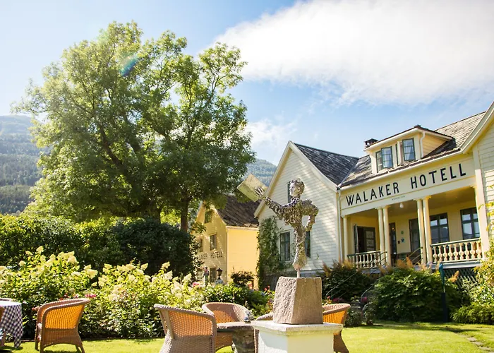 Walaker Hotel